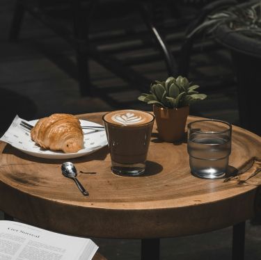 CAFE & DESSERT